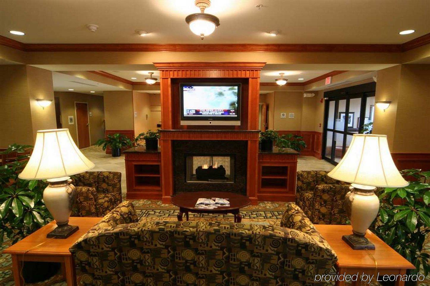 Hampton Inn Commerce/Novi Interior photo