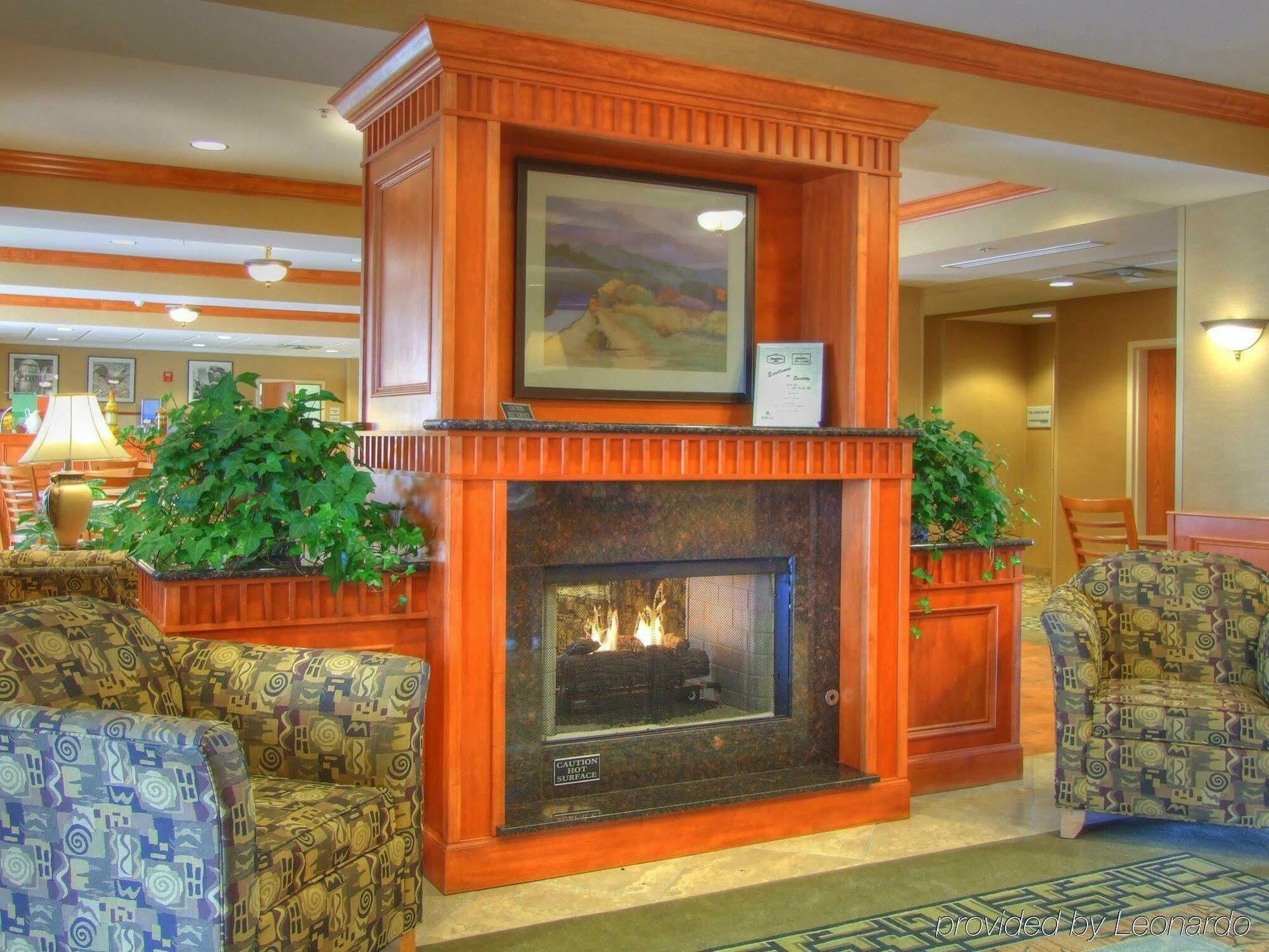 Hampton Inn Commerce/Novi Exterior photo