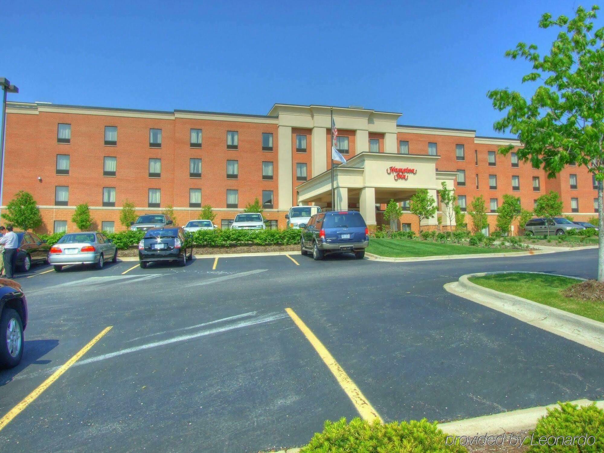 Hampton Inn Commerce/Novi Exterior photo